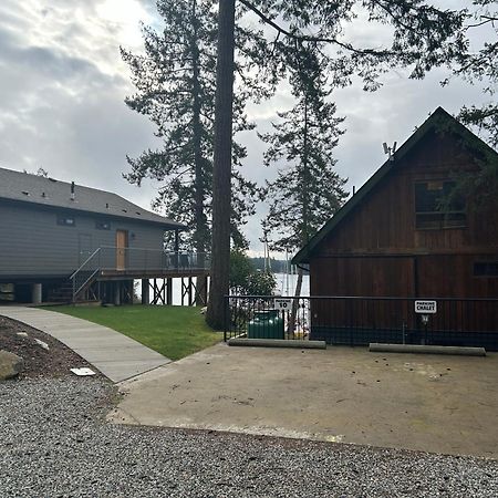 Pender Harbour Resort & Marina Garden Bay エクステリア 写真