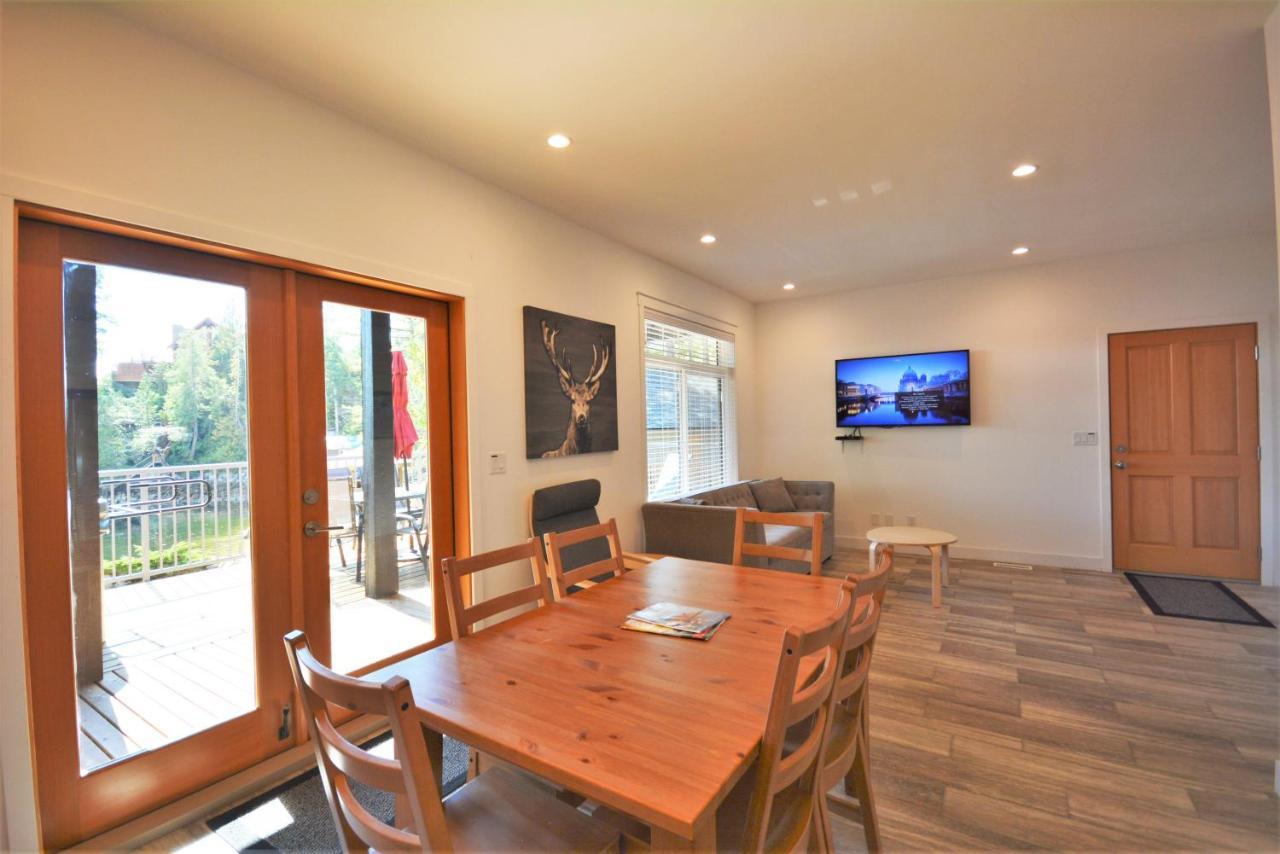 Pender Harbour Resort & Marina Garden Bay エクステリア 写真