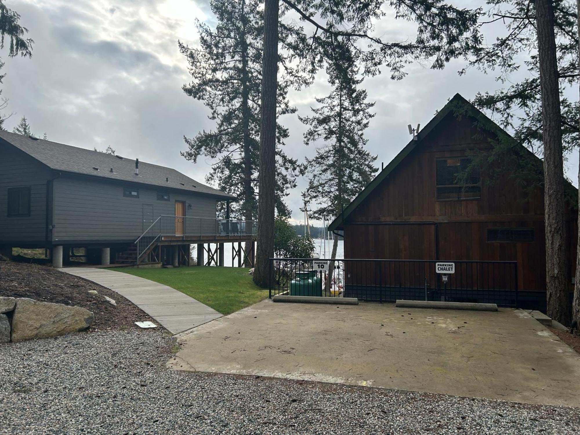 Pender Harbour Resort & Marina Garden Bay エクステリア 写真