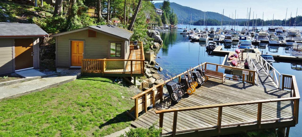 Pender Harbour Resort & Marina Garden Bay エクステリア 写真