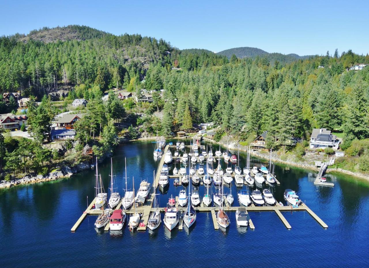 Pender Harbour Resort & Marina Garden Bay エクステリア 写真