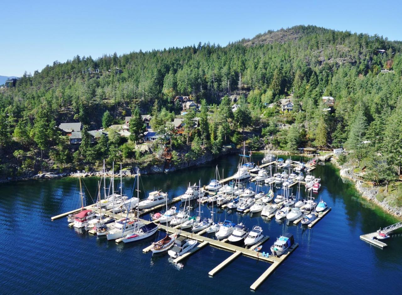 Pender Harbour Resort & Marina Garden Bay エクステリア 写真